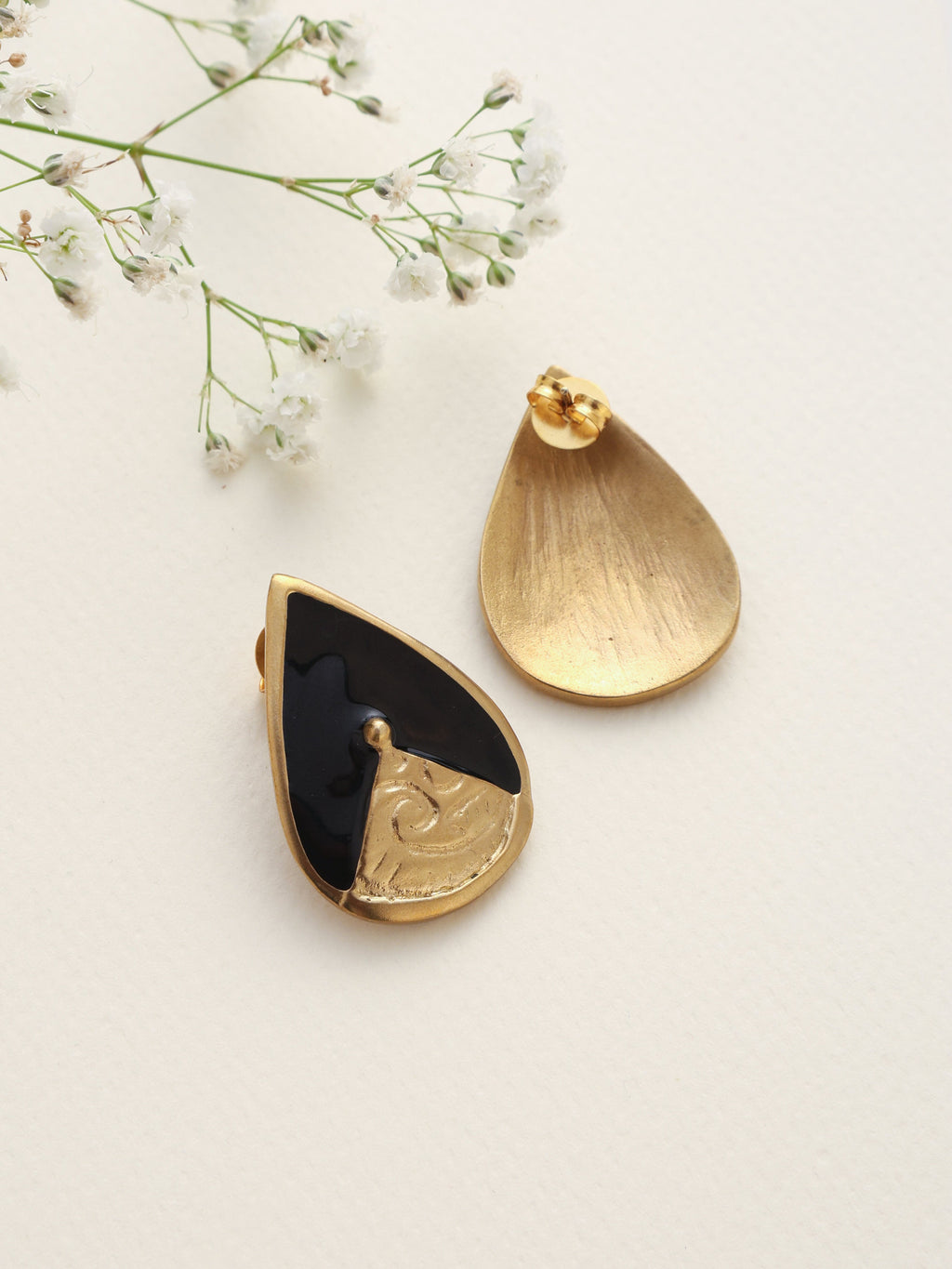 trueBrowns Brass Black Stone Drop Stud Earrings