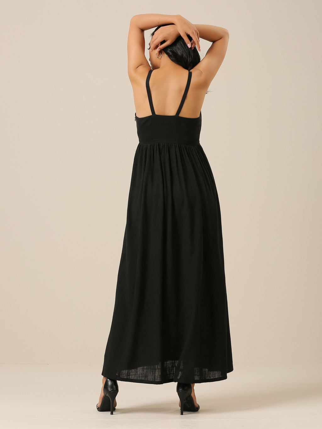 trueBrowns Black Slub Texture Sleeveless Dress
