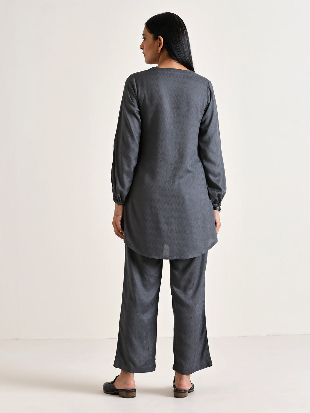 trueBrowns Grey Short Co-Ord Set | Relove