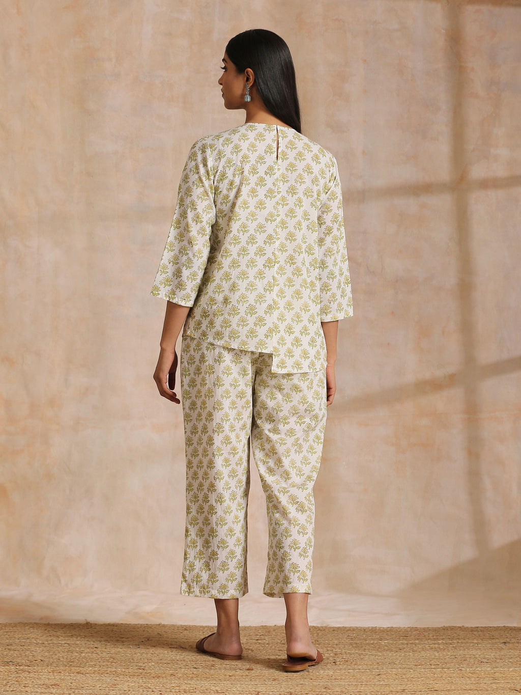 trueBrowns Green Buta On Off-White Block Print Cotton Co-Ord Set
