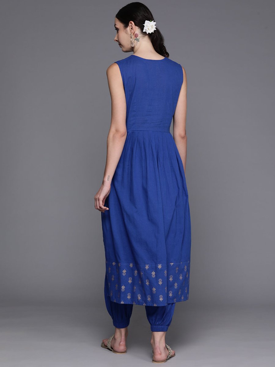 Ahalyaa Floral Printed High Slit Gotta Patti Pure Cotton Kurta with Harem Pants