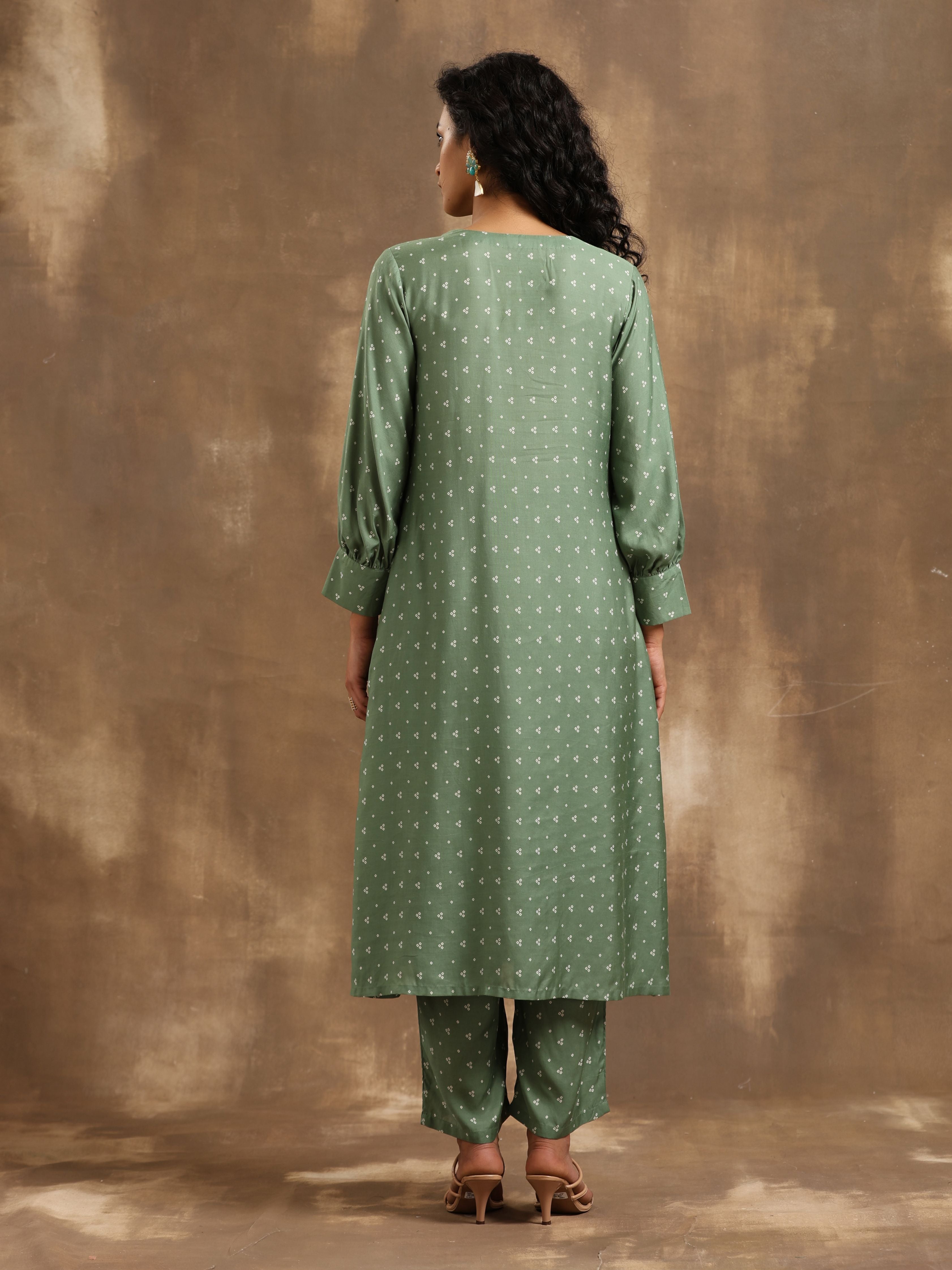 trueBrowns Light Green Bandhani Printed Silk Kurta Pant Set