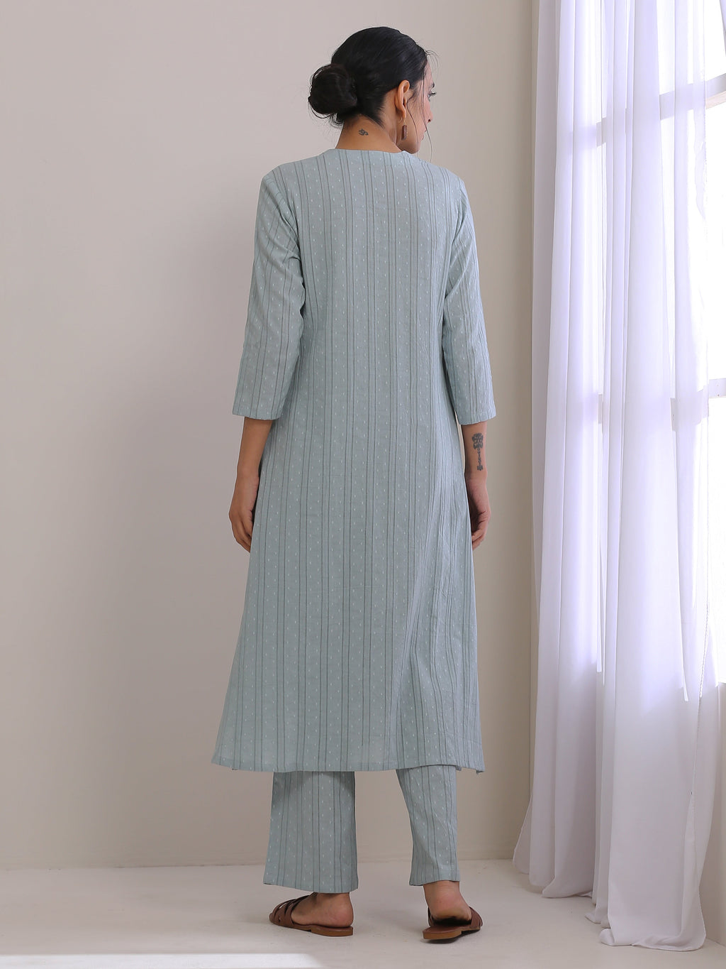 trueBrowns Eggshell Blue Dobby Neck Pleat Kurta Pant Set
