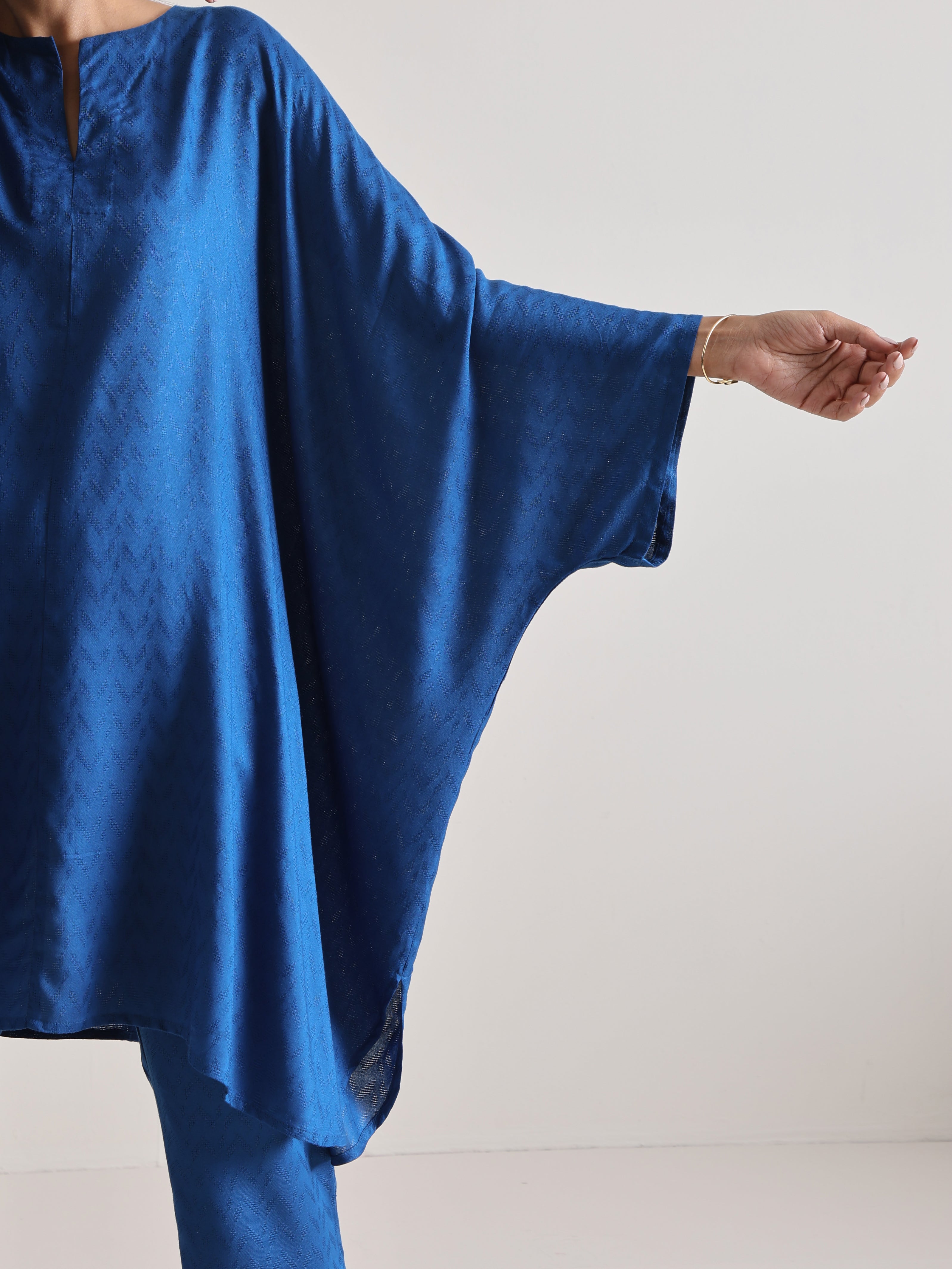 trueBrowns Ink Blue Oversized Round Co-Ord Set