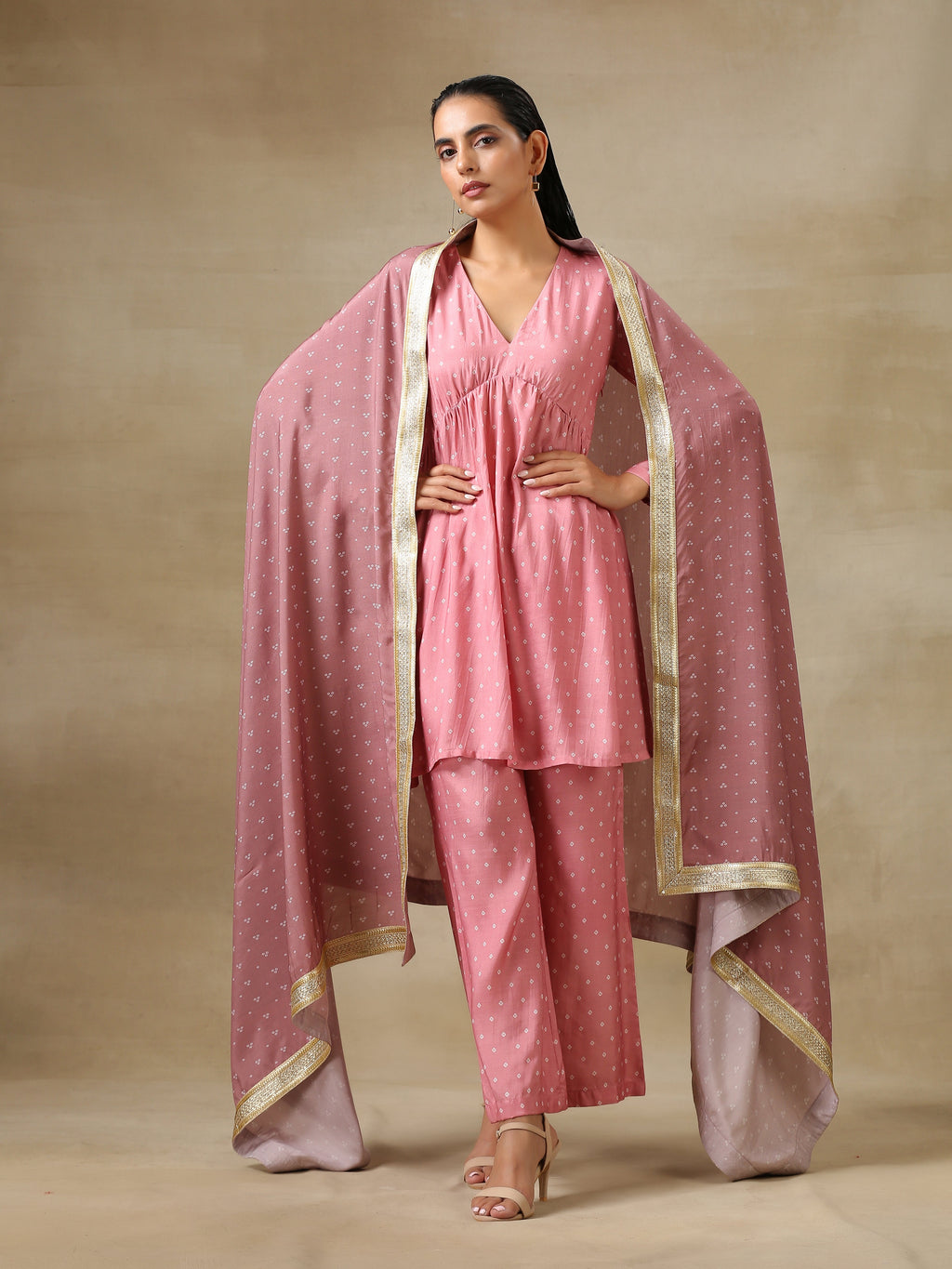 trueBrowns Light Mauve Bandhani Printed Silk Flared Kurta Pant Dupatta Set