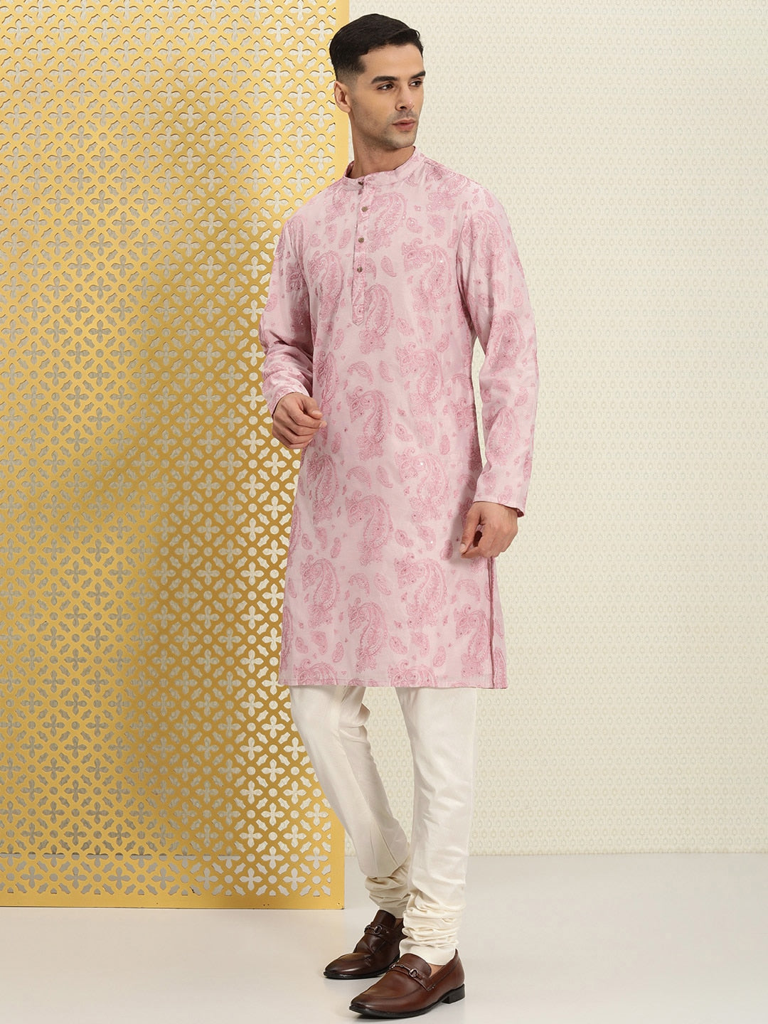 House of Pataudi Men Paisley Embroidered Sequinned Thread Work Jashn Kurta with Churidar