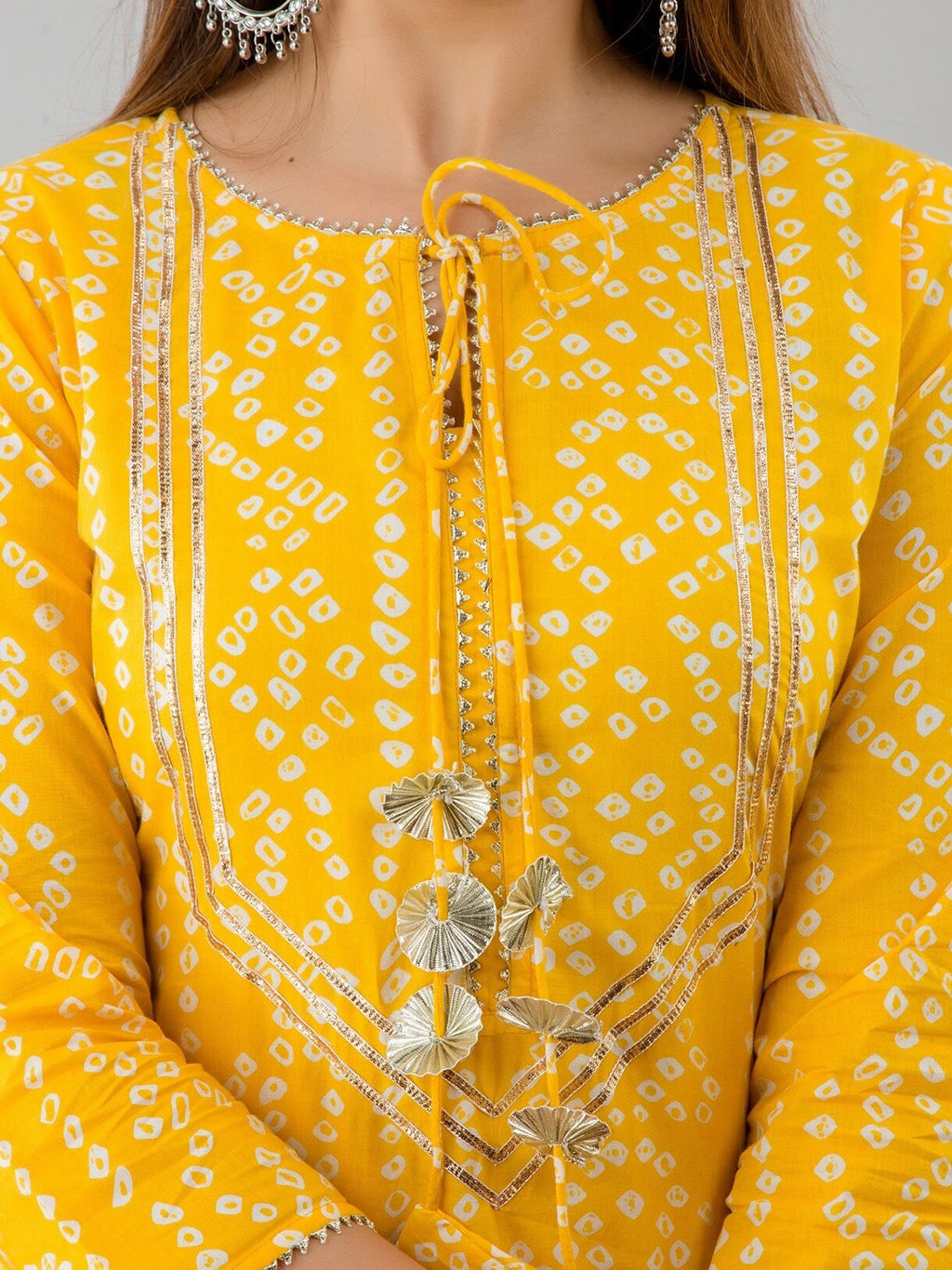 HERE&NOW Yellow & White Bandhani Printed Gotta Patti Kurta with Sharara