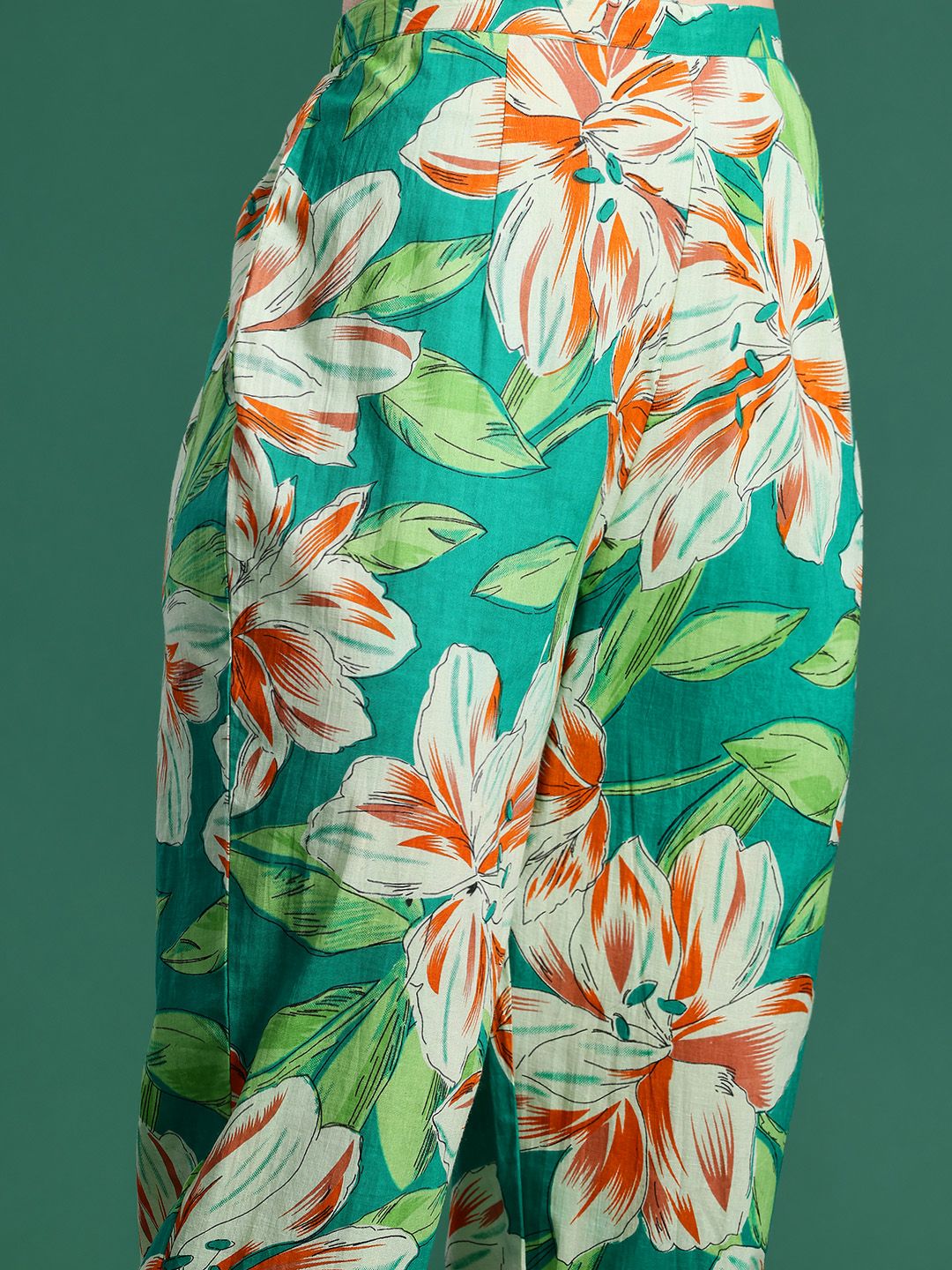 Indo Era Women Floral Printed Regular Pure Cotton Kurta with Trousers