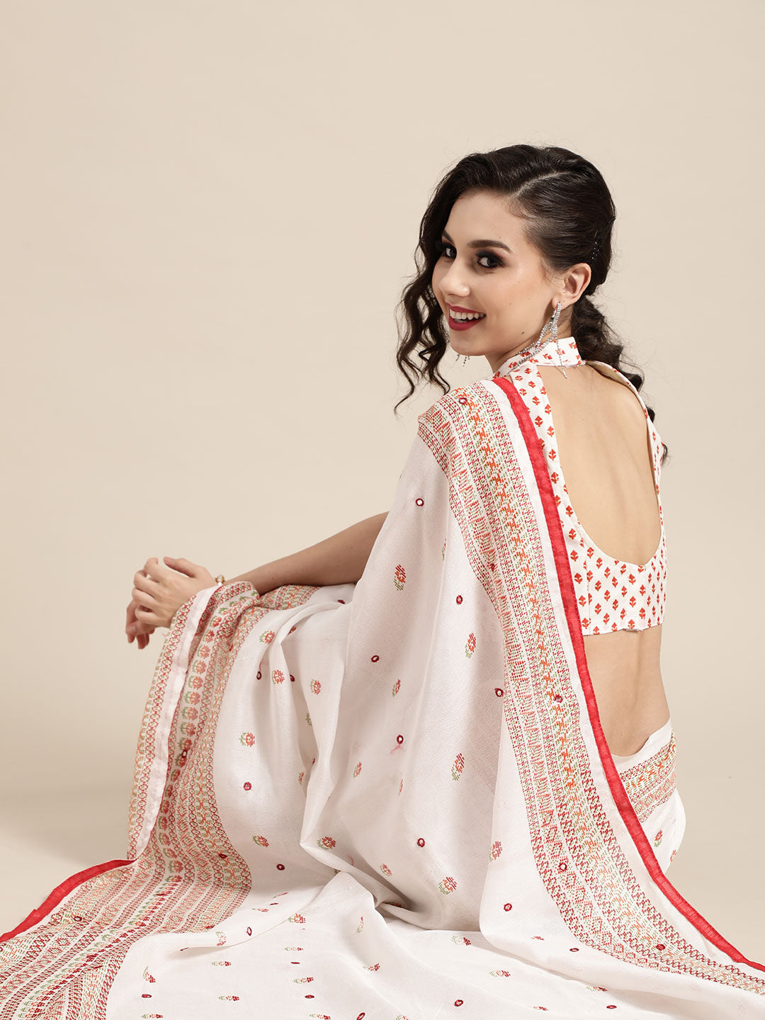Saree Mall Ethnic Motifs with Sleek border Saree