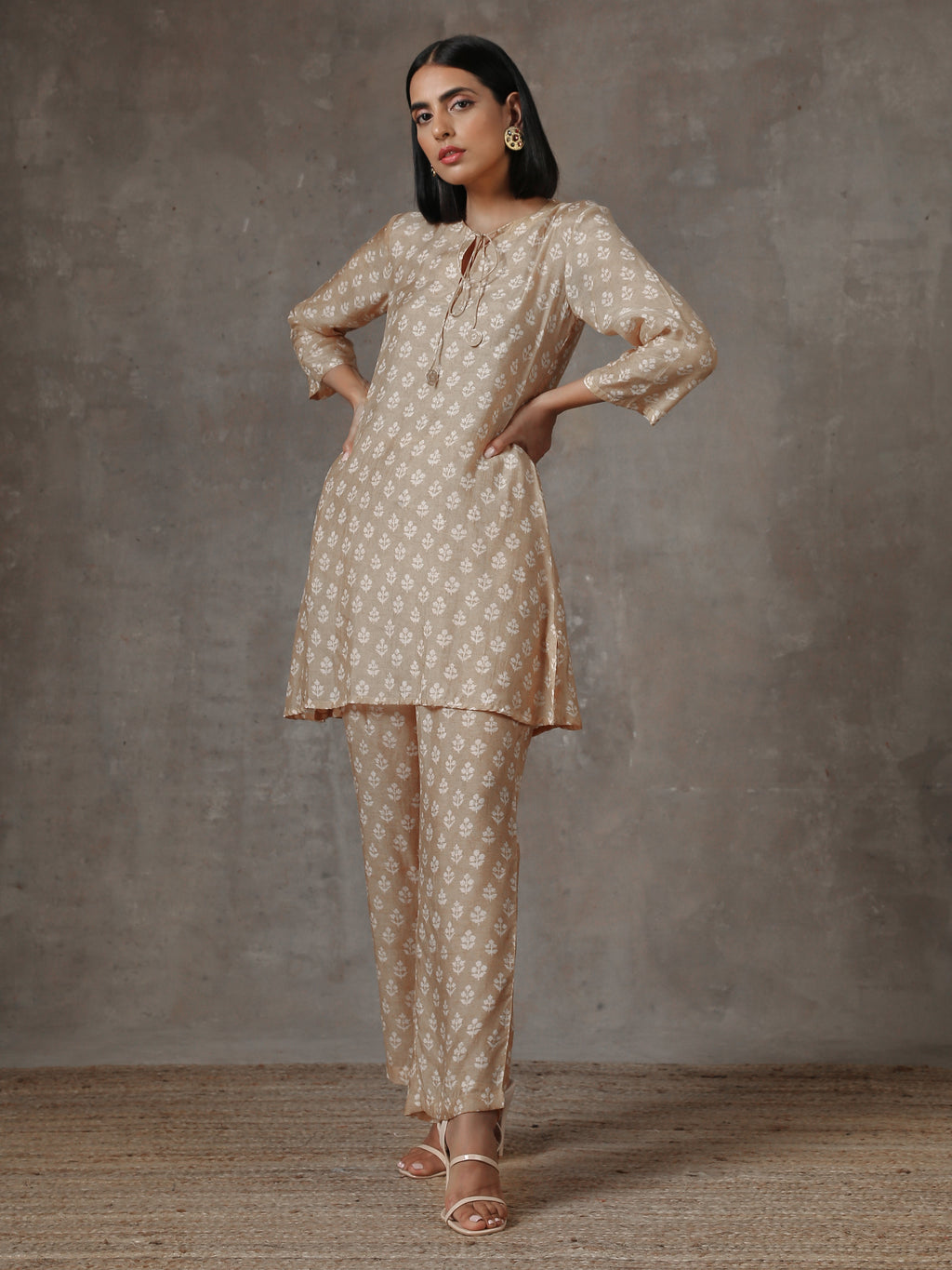 trueBrowns Beige White Printed Silk Co-Ord Set