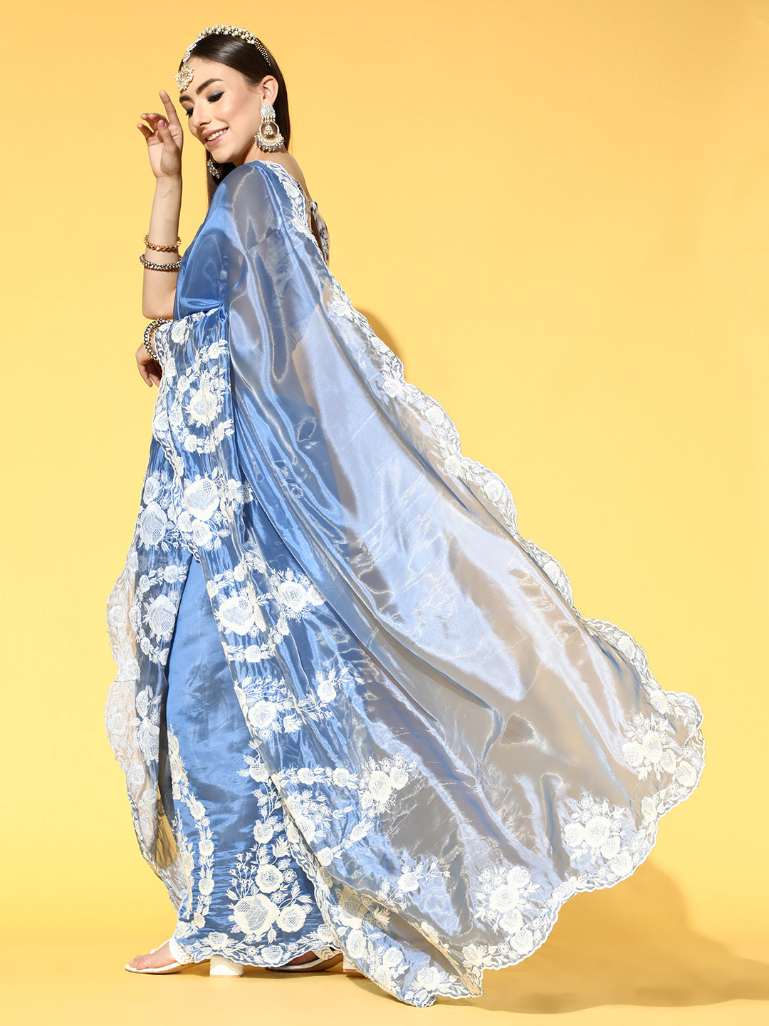 Saree Mall Floral Saree with Embroidered Border