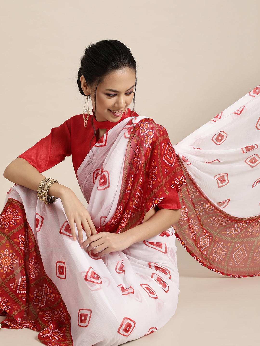 Saree Mall Bandhani Poly Chiffon Saree with Printed border
