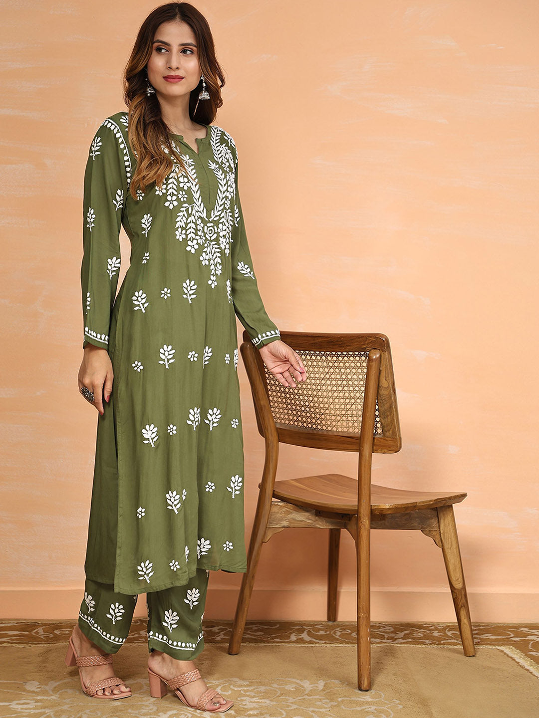 HOUSE OF KARI Floral Embroidered Thread Work Pure Cotton Kurta with Trousers