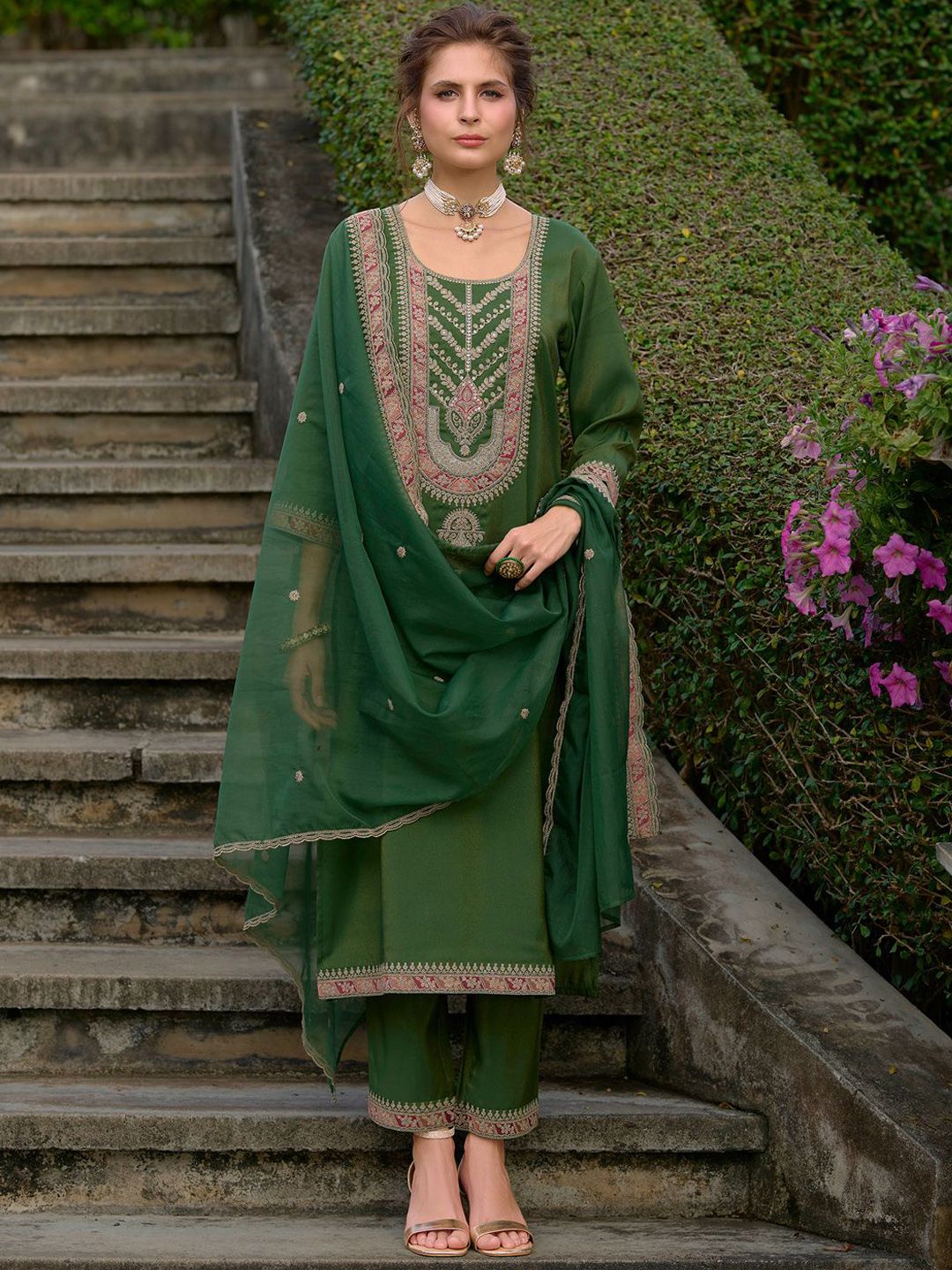 Indo Era Ethnic Motifs Yoke Design Straight Kurta with Trousers & Dupatta