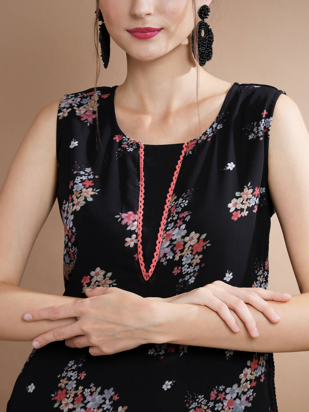 Myshka Women's Black Floral Printed Gown Dress
