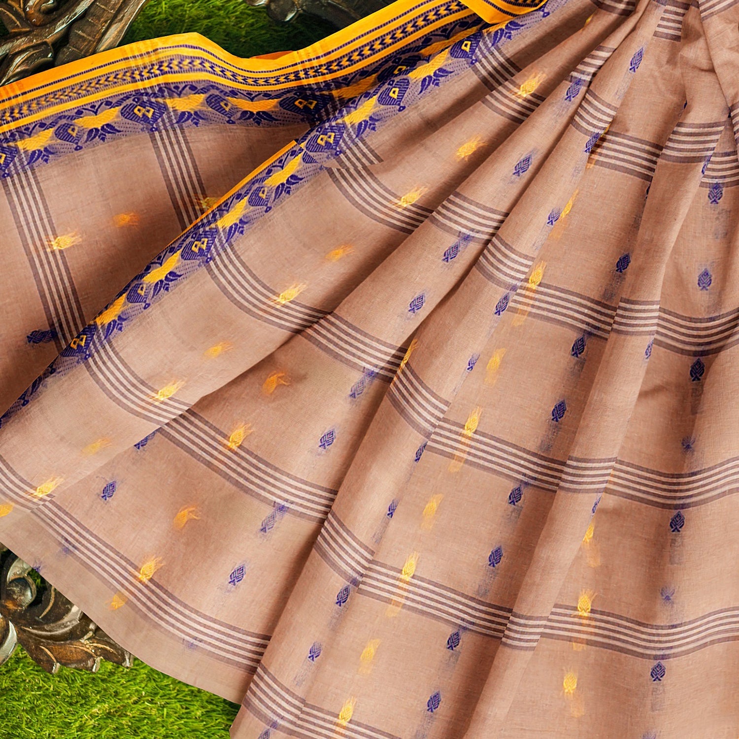 Exclusive Collection 100% Pure Cotton Light Biege Tant Saree With Hand Weaving Work