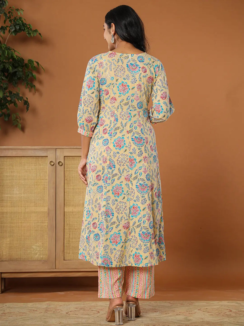 Yufta cotton yellow kurta dupatta set