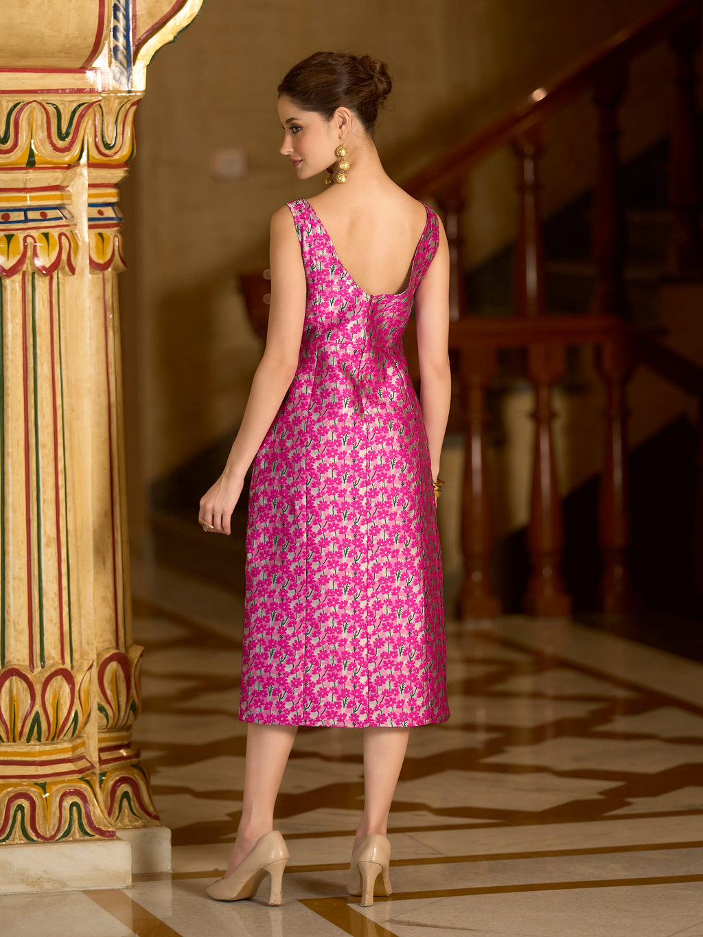 Monjolika Fashion Pink Floral Weaving Zari Jacquard Bodycon Midi Dress With Slit Cut