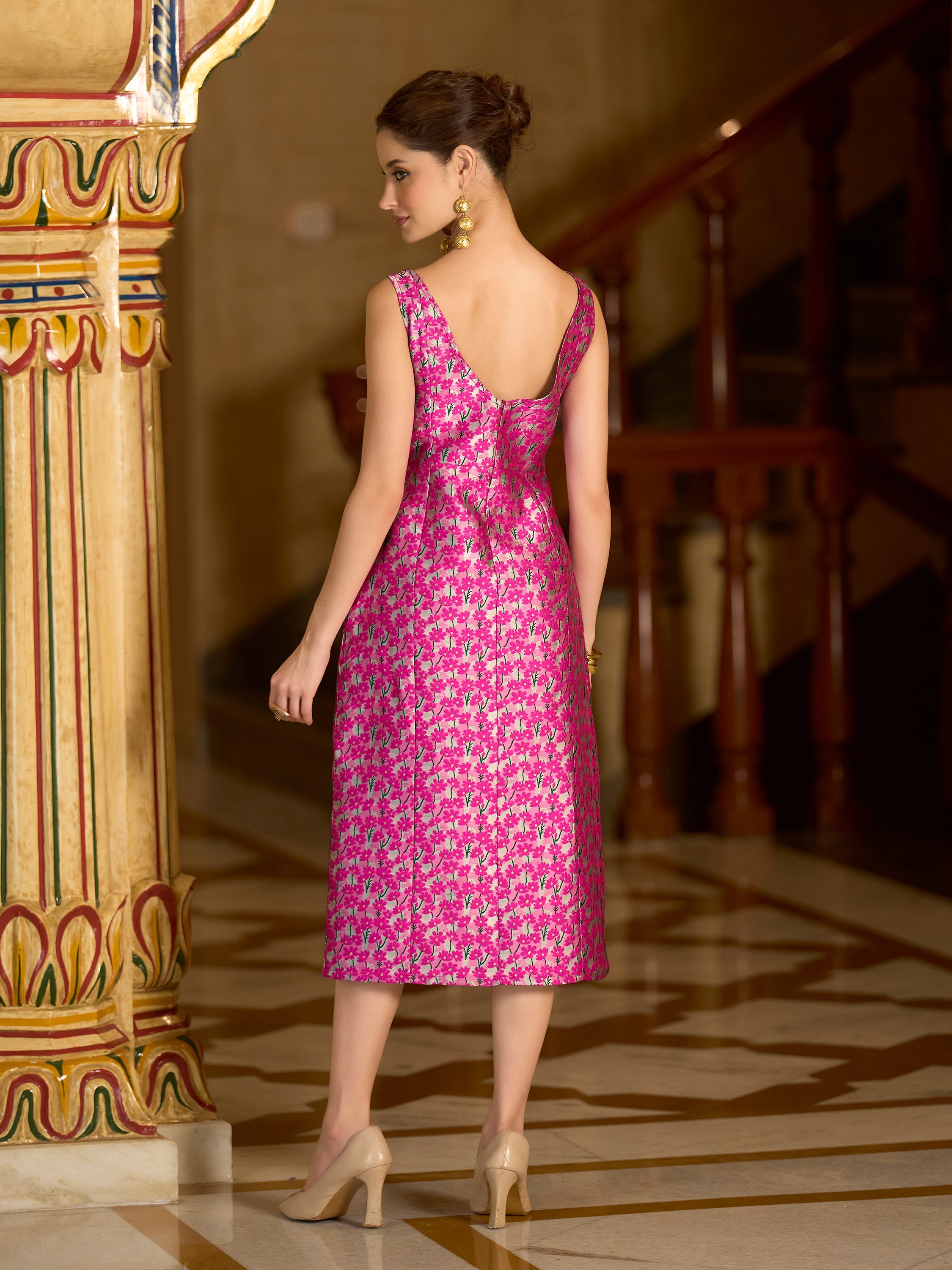 Monjolika Fashion Pink Floral Weaving Zari Jacquard Bodycon Midi Dress With Slit Cut
