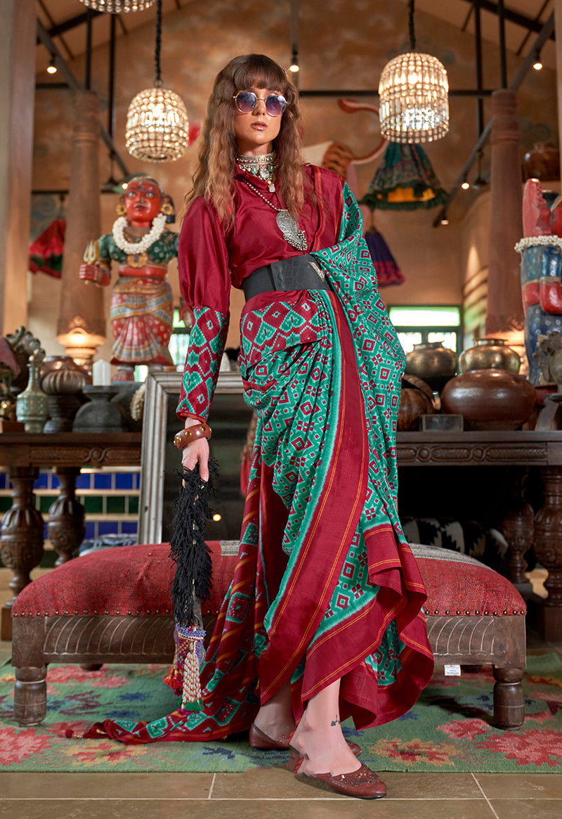 Monjolika Fashion Turquoise and Maroon Silk Blend Ikat Print Work Contemporary Saree