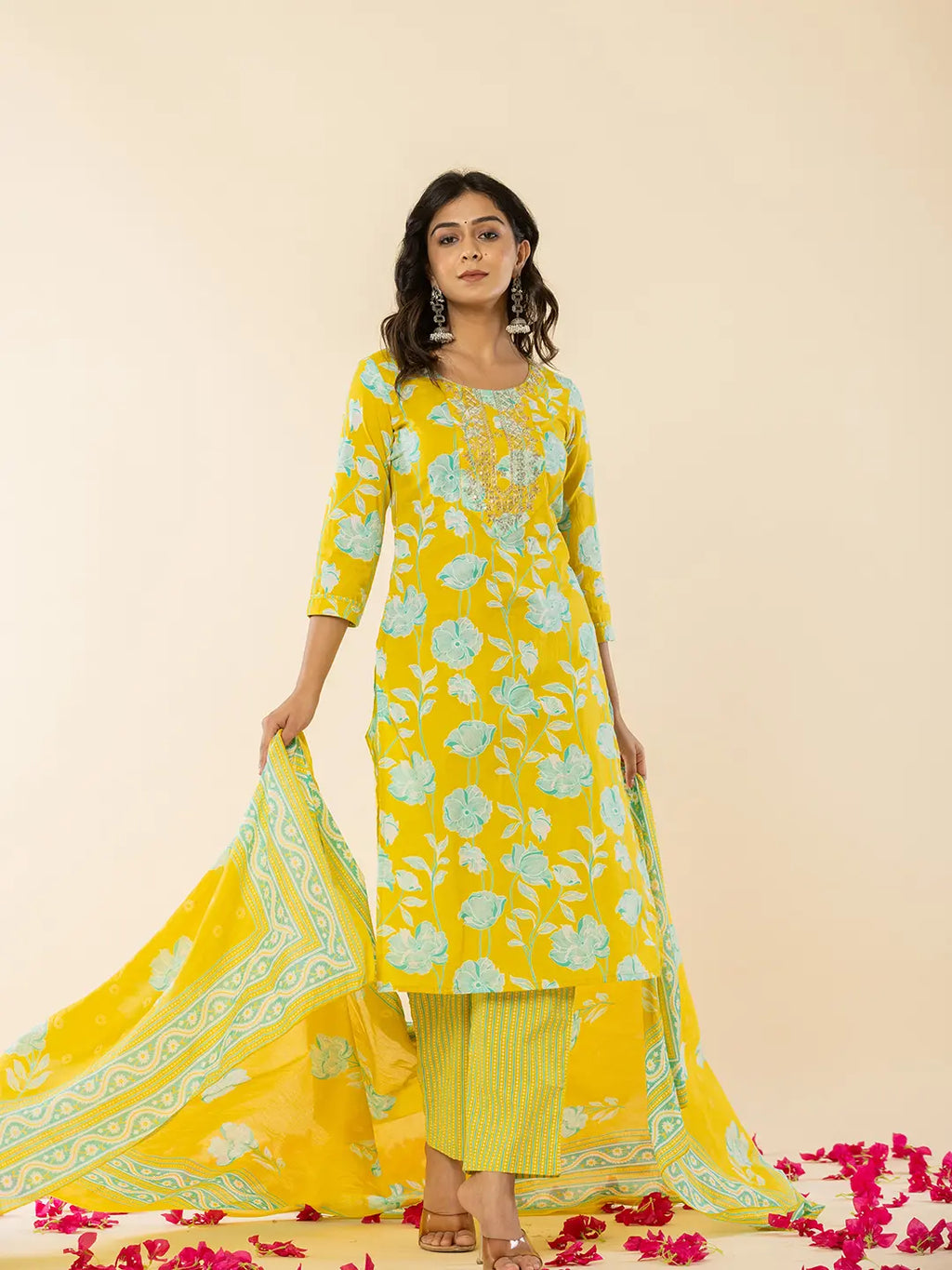 Yufta Yellow Cotton Sequins_Work Straight Kurta Dupatta Pant Set
