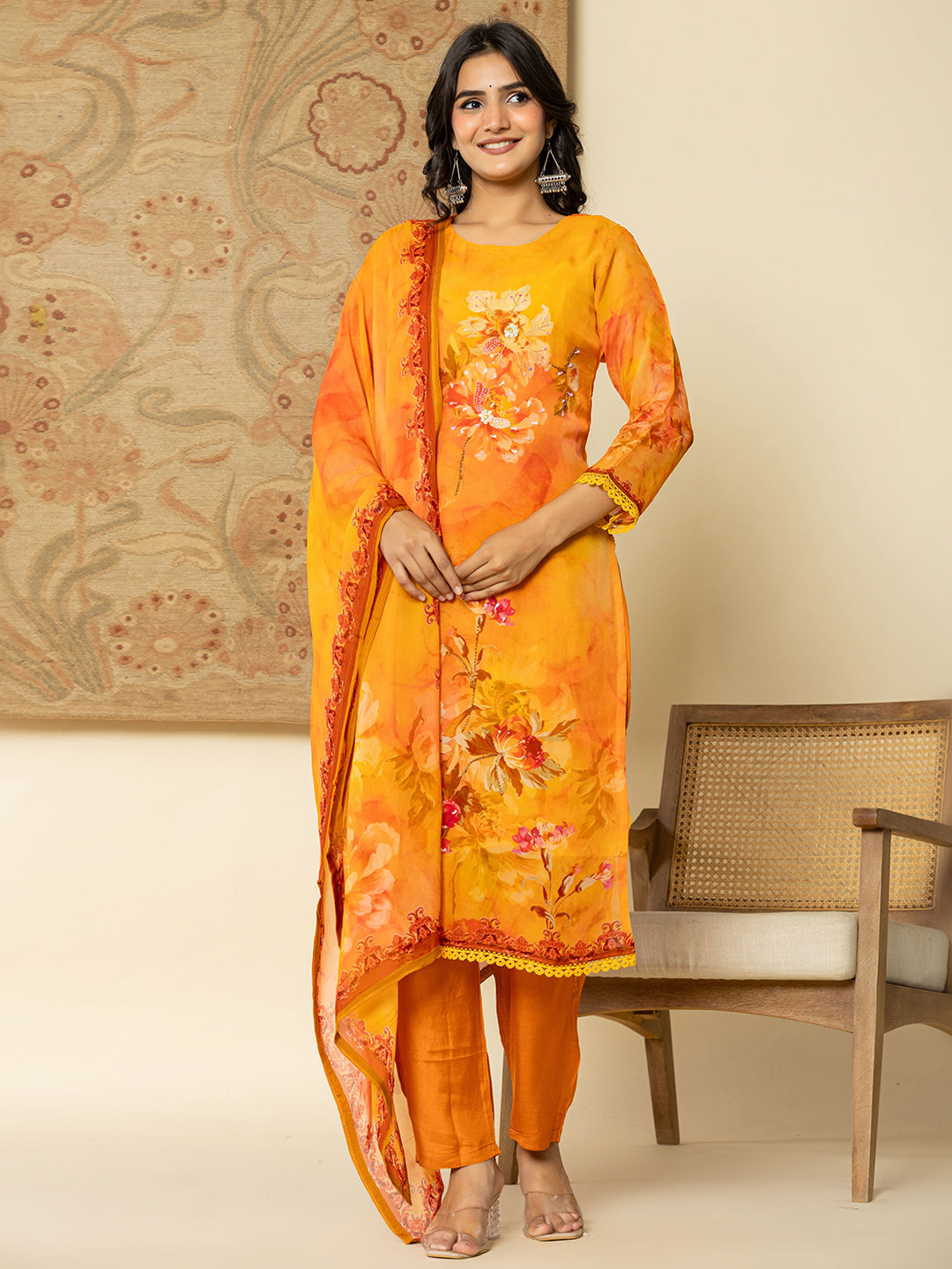 Yufta Pure Oragnza Kurta Set With Pant And Organza Dupatta Comes With Cotton Lining And Intricate Handwork