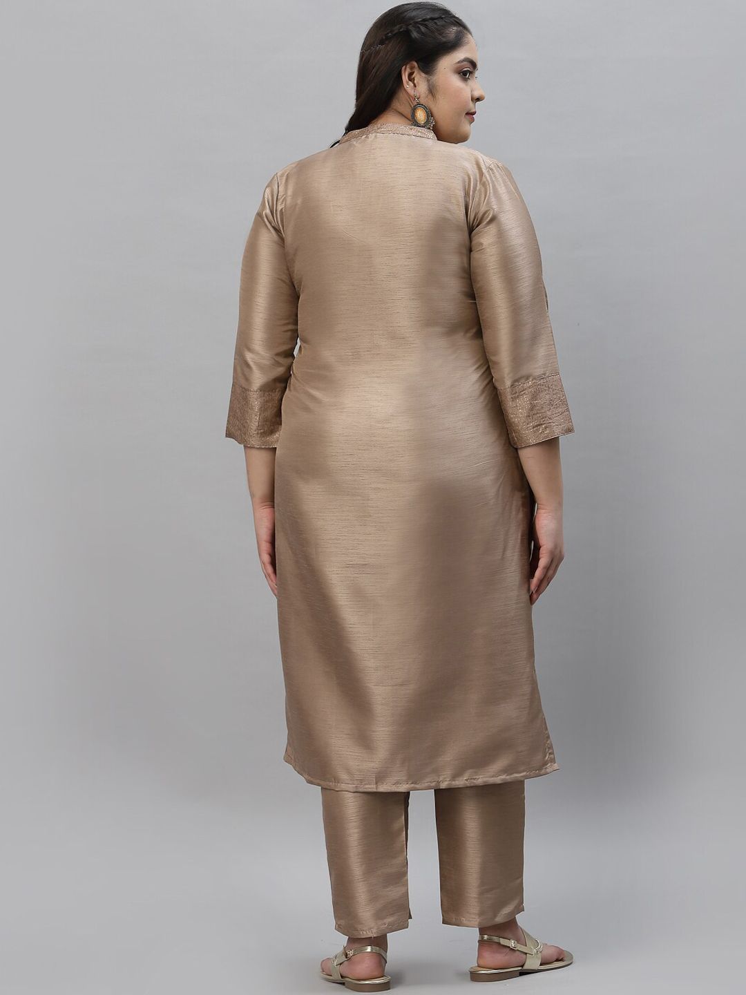 Sztori Plus Size Mandarin Collar Straight Kurta with Trousers
