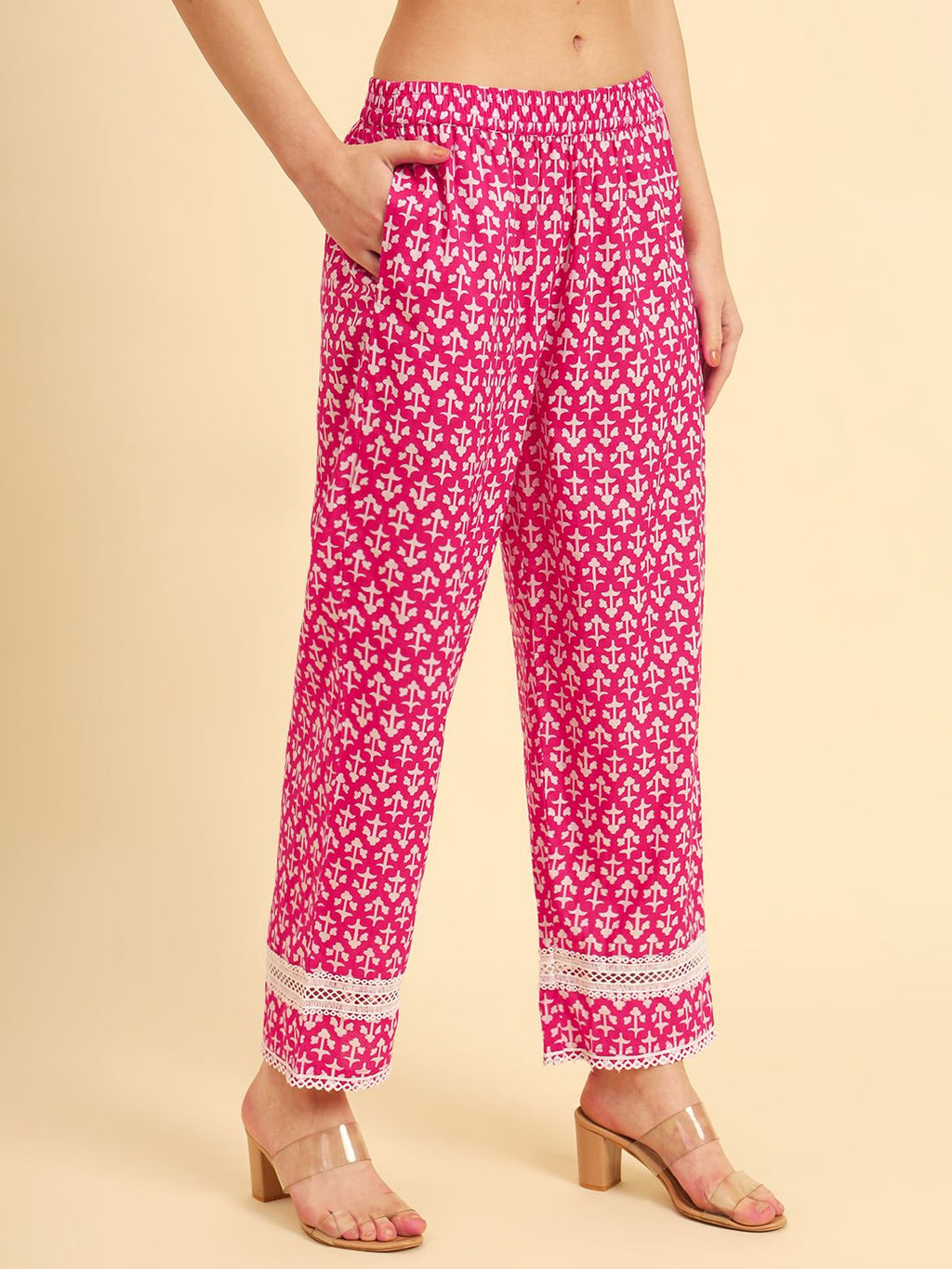 Yufta Pink Pure Cotton Floral printed Kurta With Trousers Dupatta Set