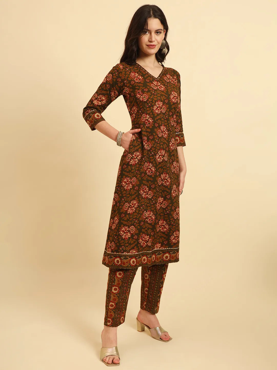 Yufta Green Pure Cotton Floral Sequins Work Kurta Set With Dupatta