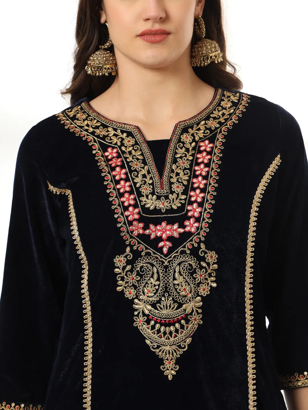 Yufta Velvet Black Kurta Dupatta Set With Embroidery