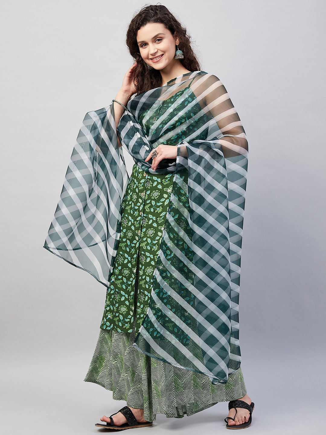 InWeave Women's Green Bagh Spaghetti Kurta Set W Green Le Dupatta