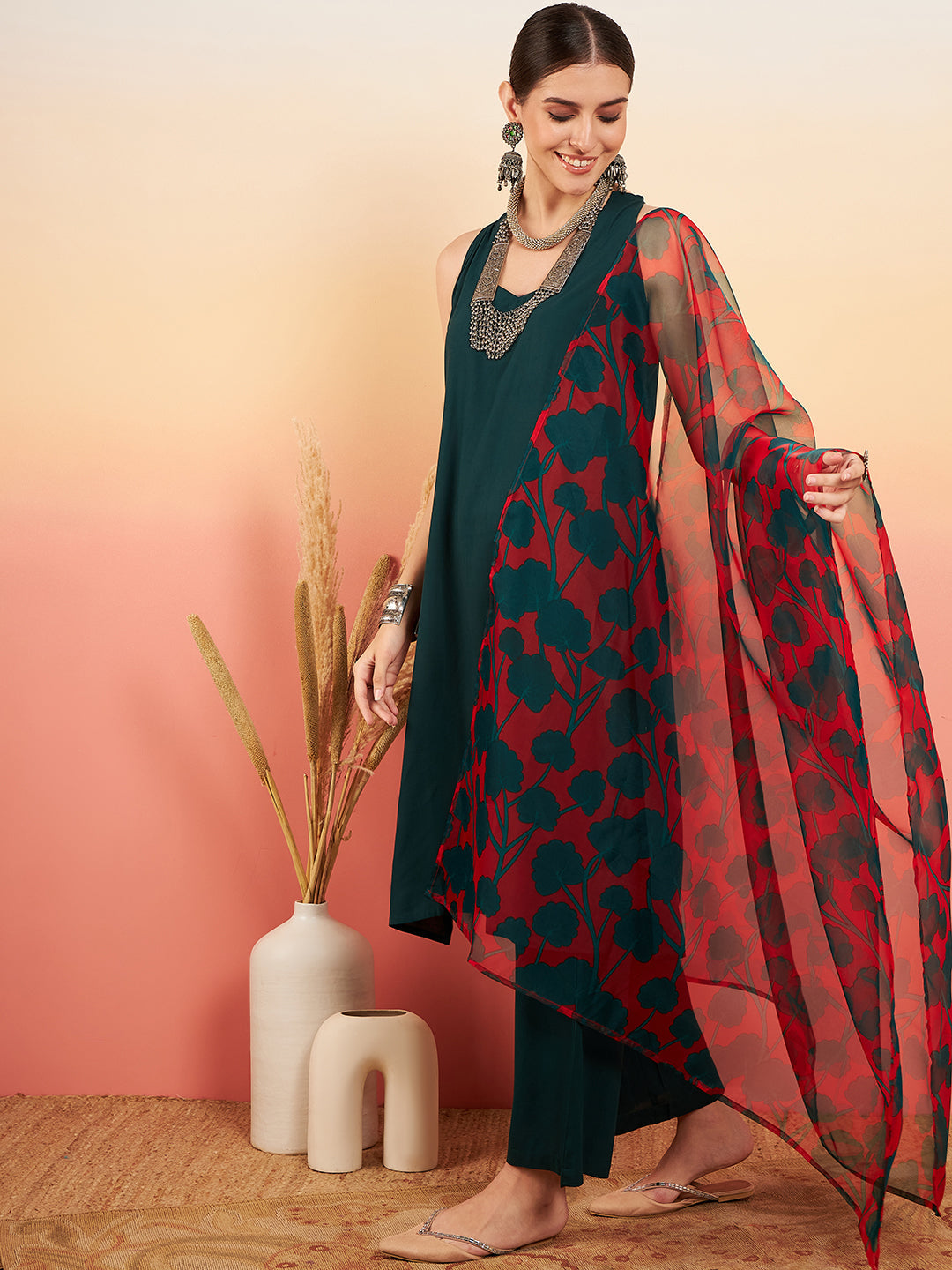 InWeave Women's Dark Green Neck Patti Halter Kurta Set Red Green Or Dupatta