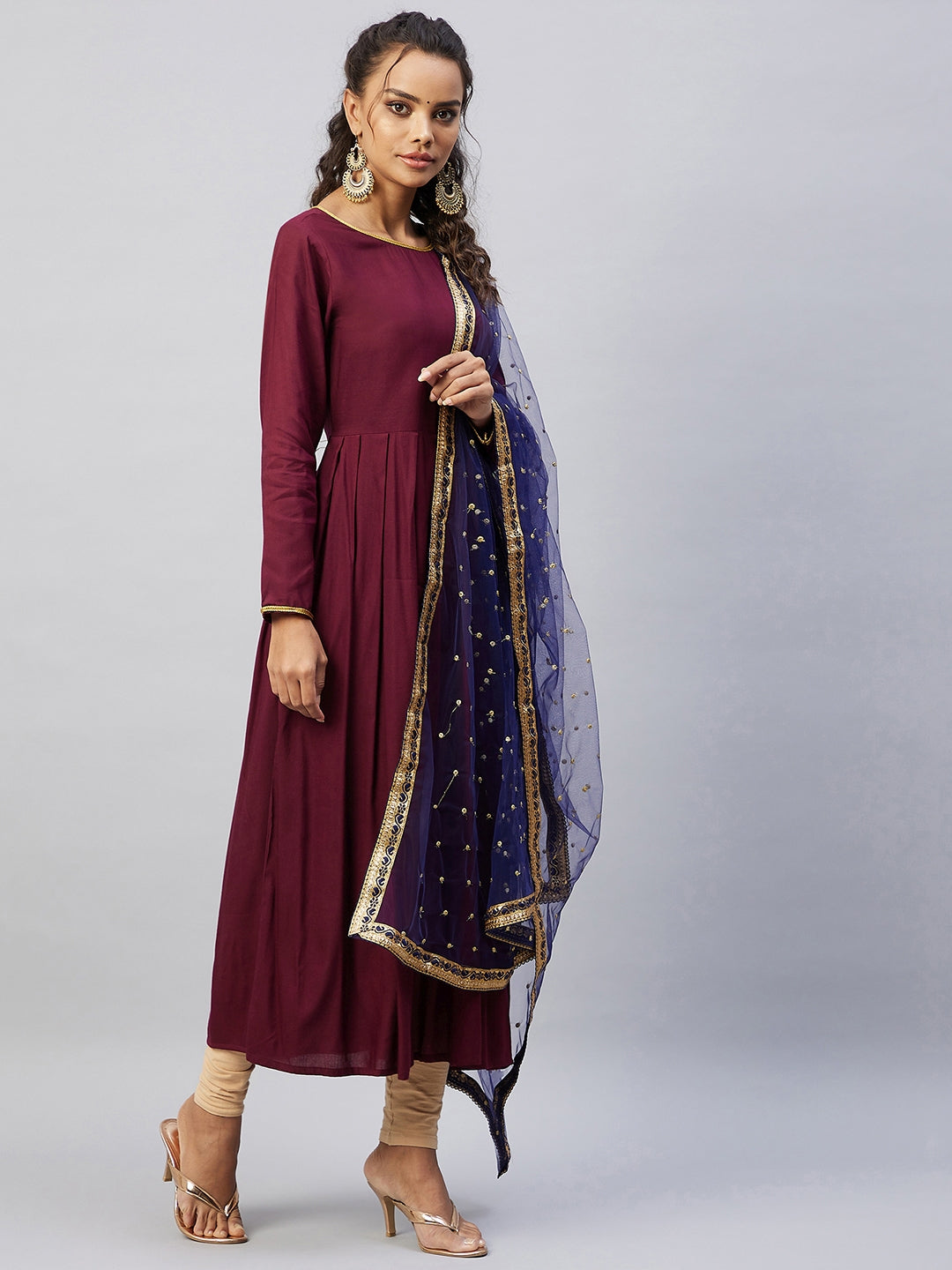 InWeave Women's Maroon Solid Long Kurta With Navy Net Dupatta