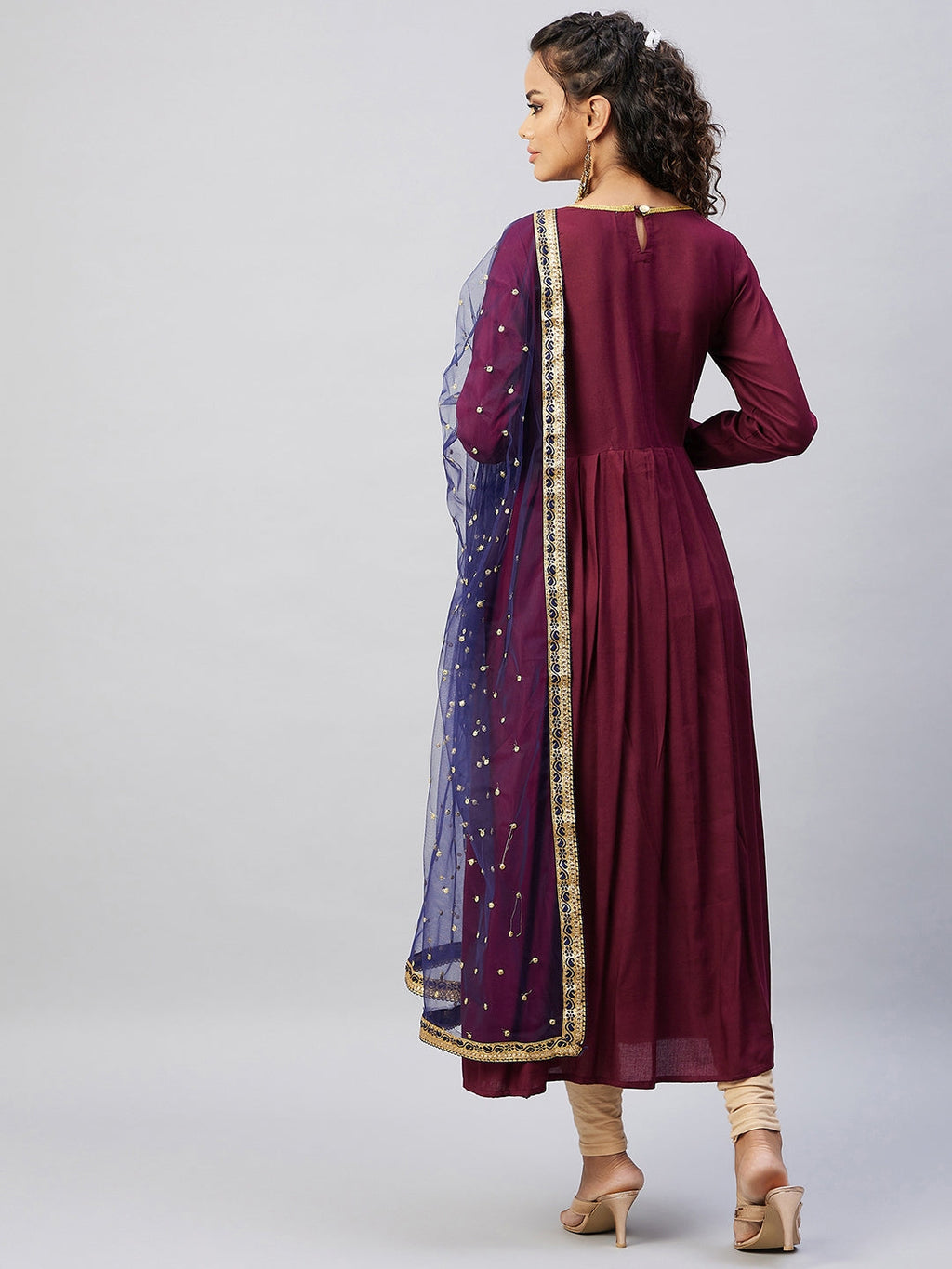 InWeave Women's Maroon Solid Long Kurta With Navy Net Dupatta