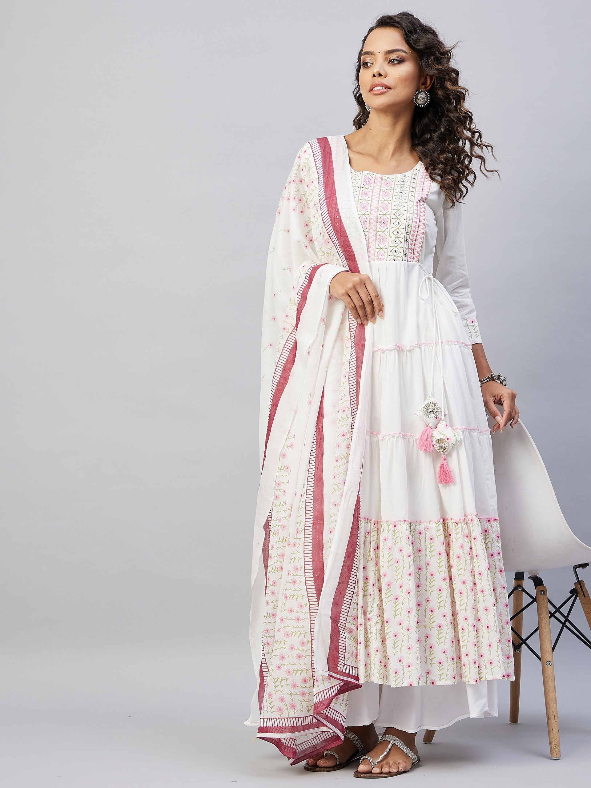 InWeave Women's Pink White Mirror Print Kurta With Dupatta