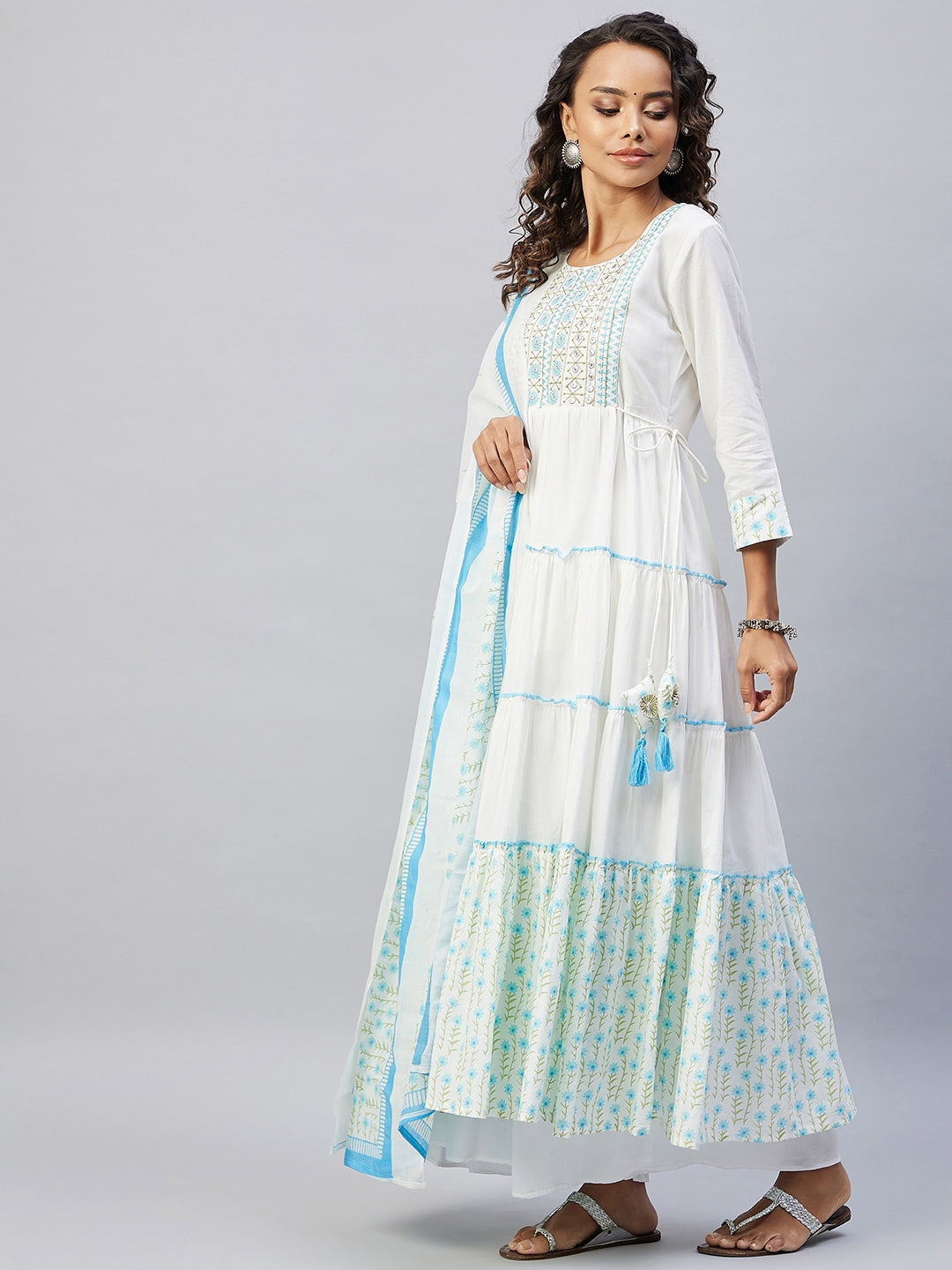 InWeave Women's Sky Blue White Mirror Print Kurta With Dupatta