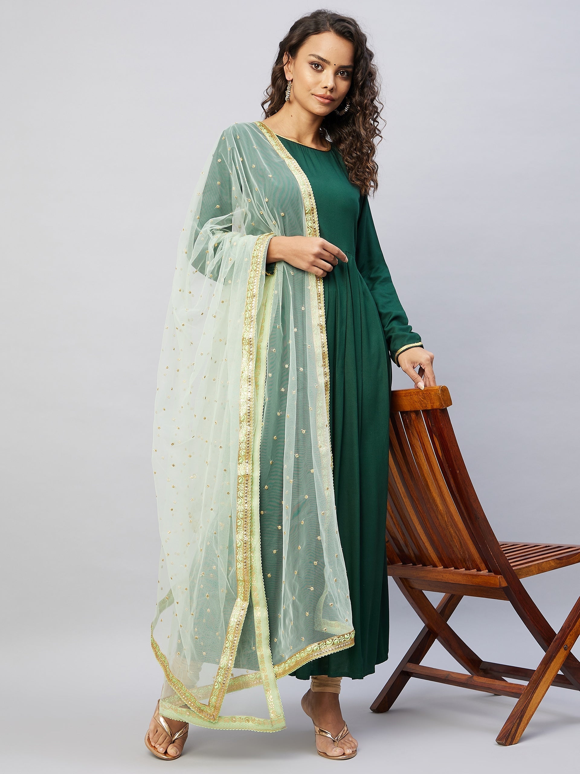 InWeave Women's Green Solid Long Kurta With Mint Green Net Dupatta