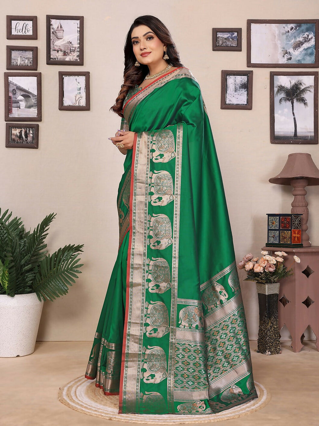 Joban Fashion Green Solid Banarasi Silk Sarees