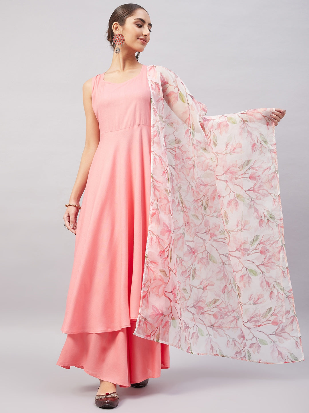 InWeave Women's Light Pink Sleeveless Kurta Set W White Peach Organza Dupatta