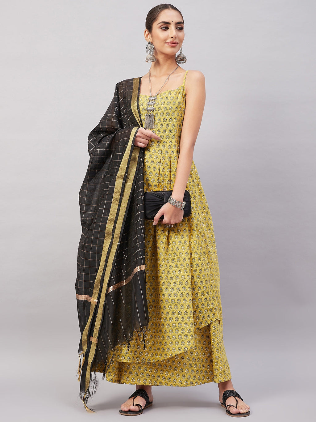 InWeave Women's Yelllow Floarl Print Strappy Set W Black Gold Check Dupatta