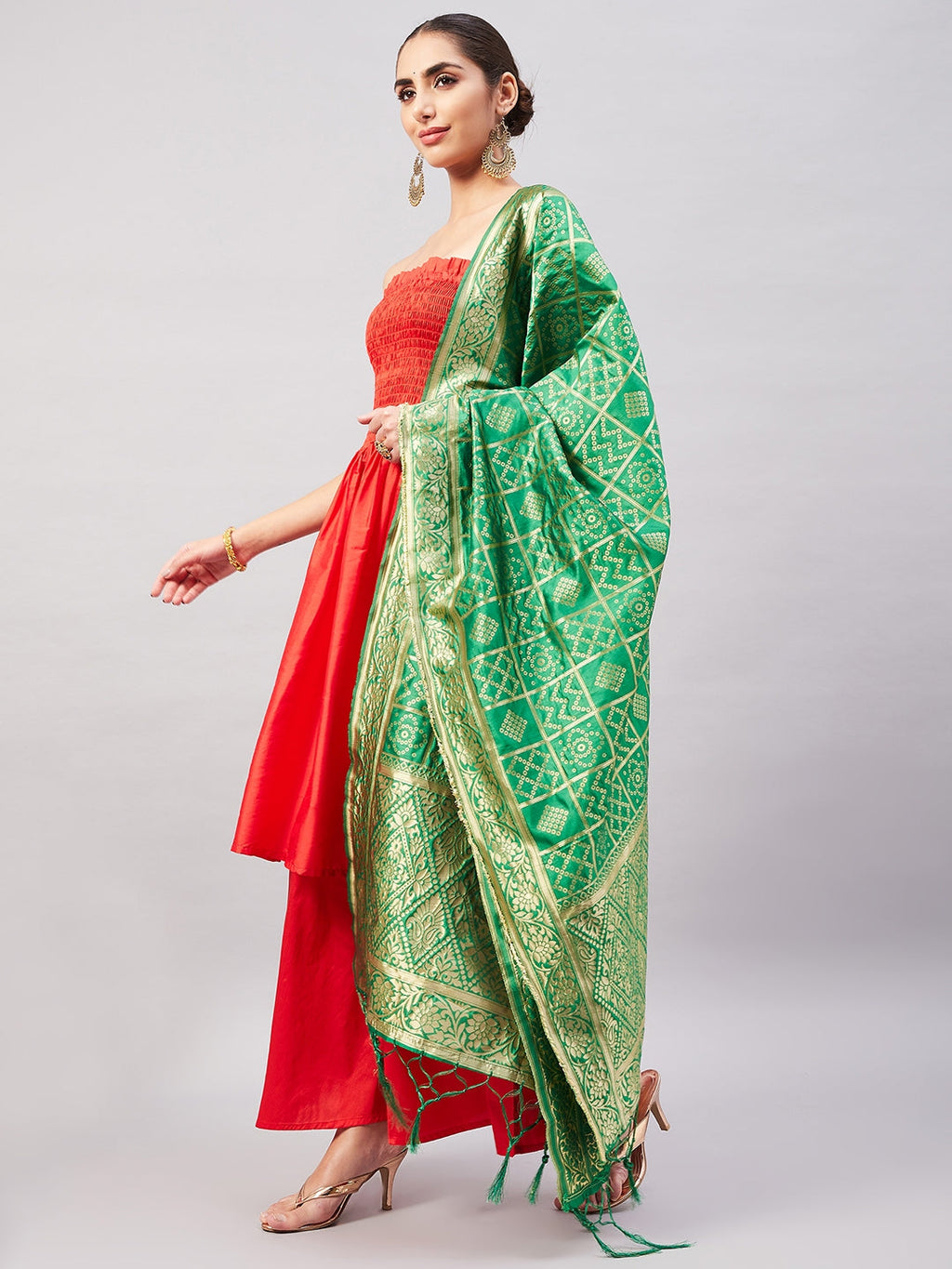 InWeave Women's Red Off Shoulder Kurta Set W Green Brocade Dupatta