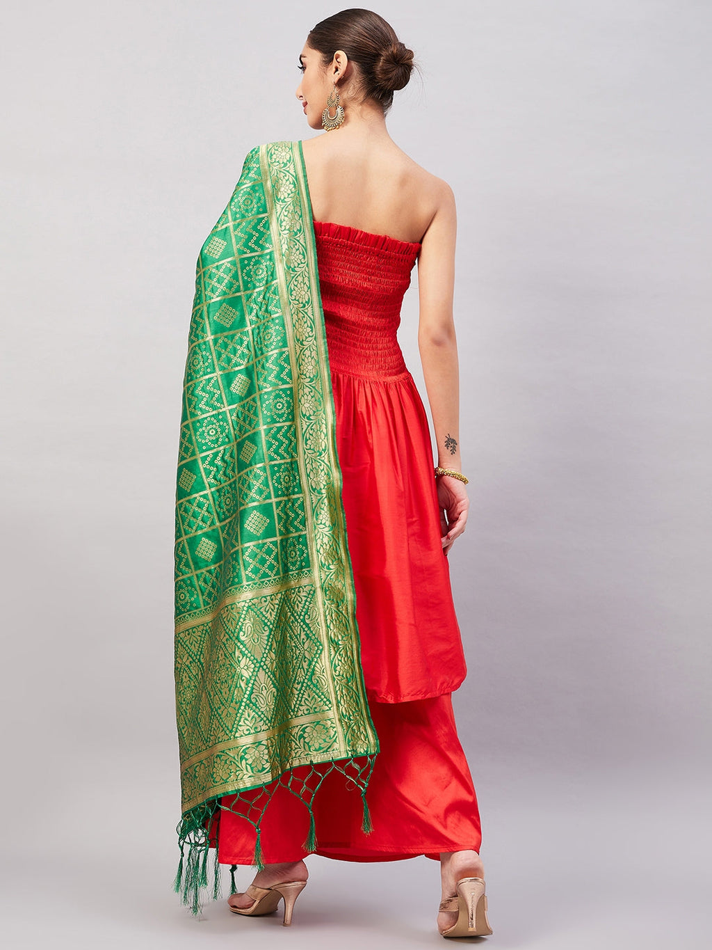 InWeave Women's Red Off Shoulder Kurta Set W Green Brocade Dupatta
