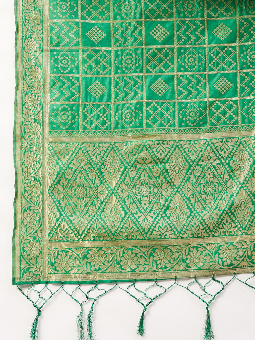 InWeave Women's Red Off Shoulder Kurta Set W Green Brocade Dupatta