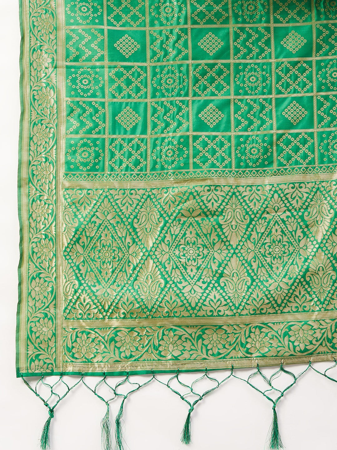 InWeave Women's Red Off Shoulder Kurta Set W Green Brocade Dupatta