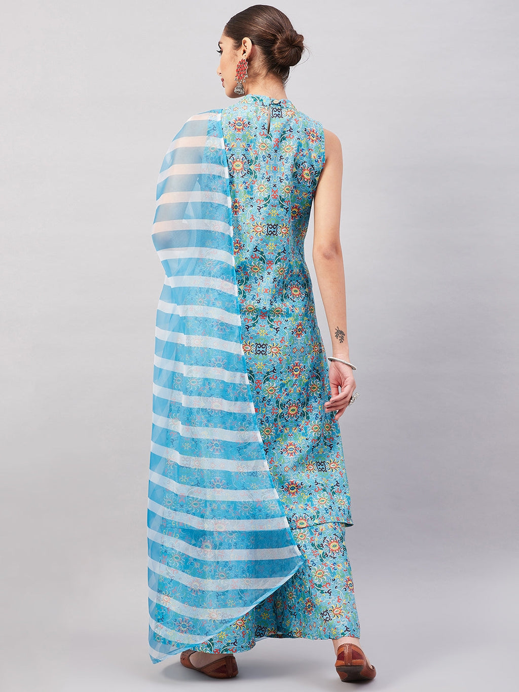 InWeave Women's Sky Blue Floral Halter Kurta Set W Sb Leh Organza Dupatta