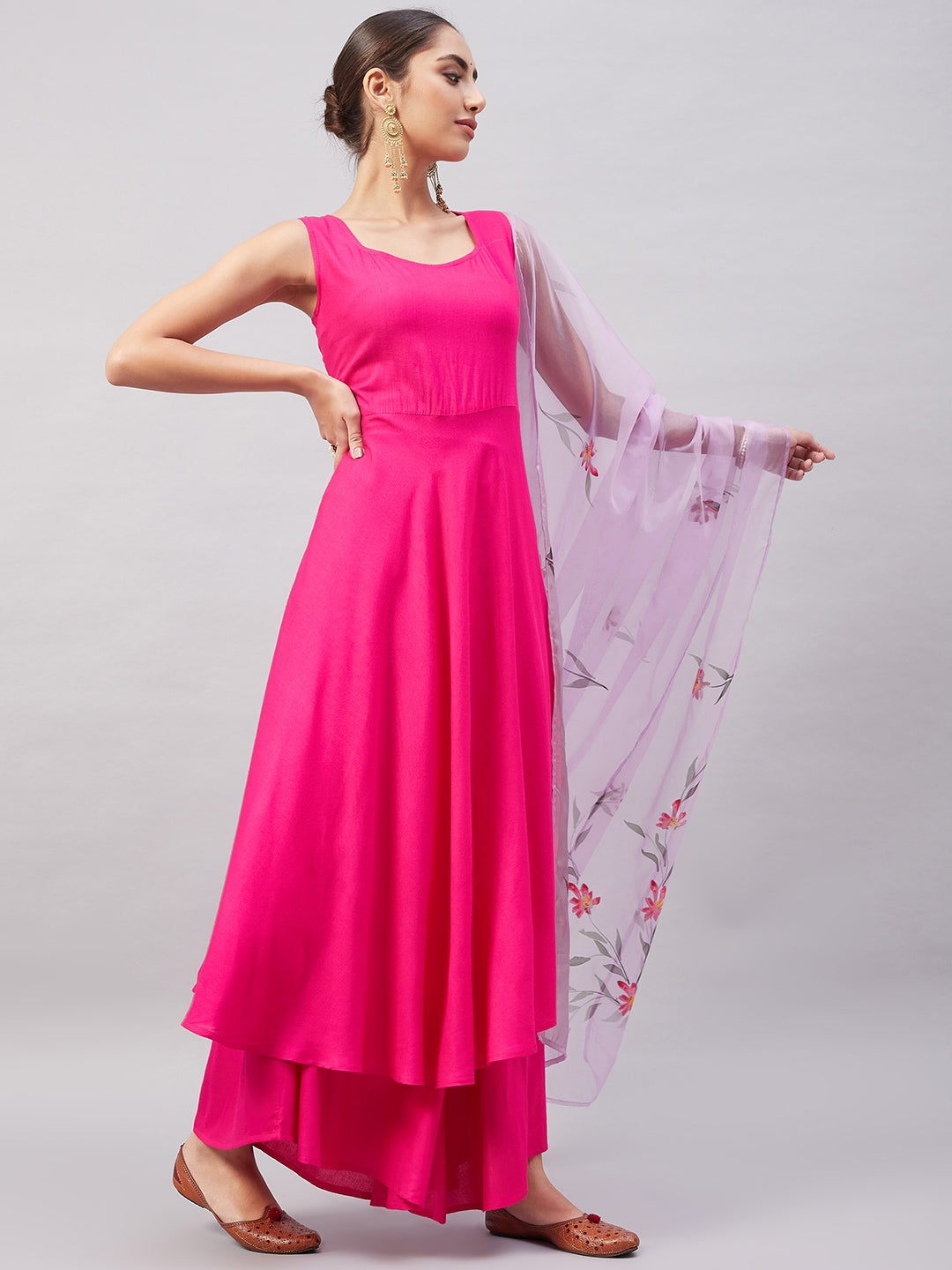 InWeave Women's Fuchsia Sleeveless Kurta Set W Mauve Handpaint Organza Dupatta