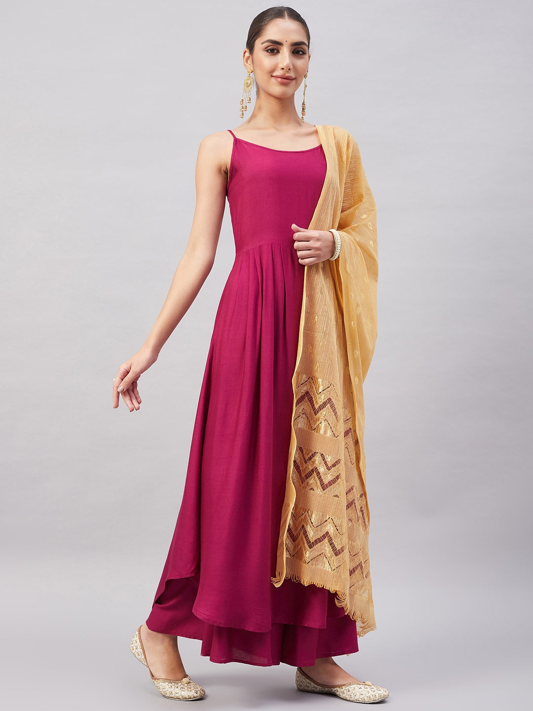 InWeave Women's Wine Solid Strappy Set With Gold Banarsi Zari Dupatta