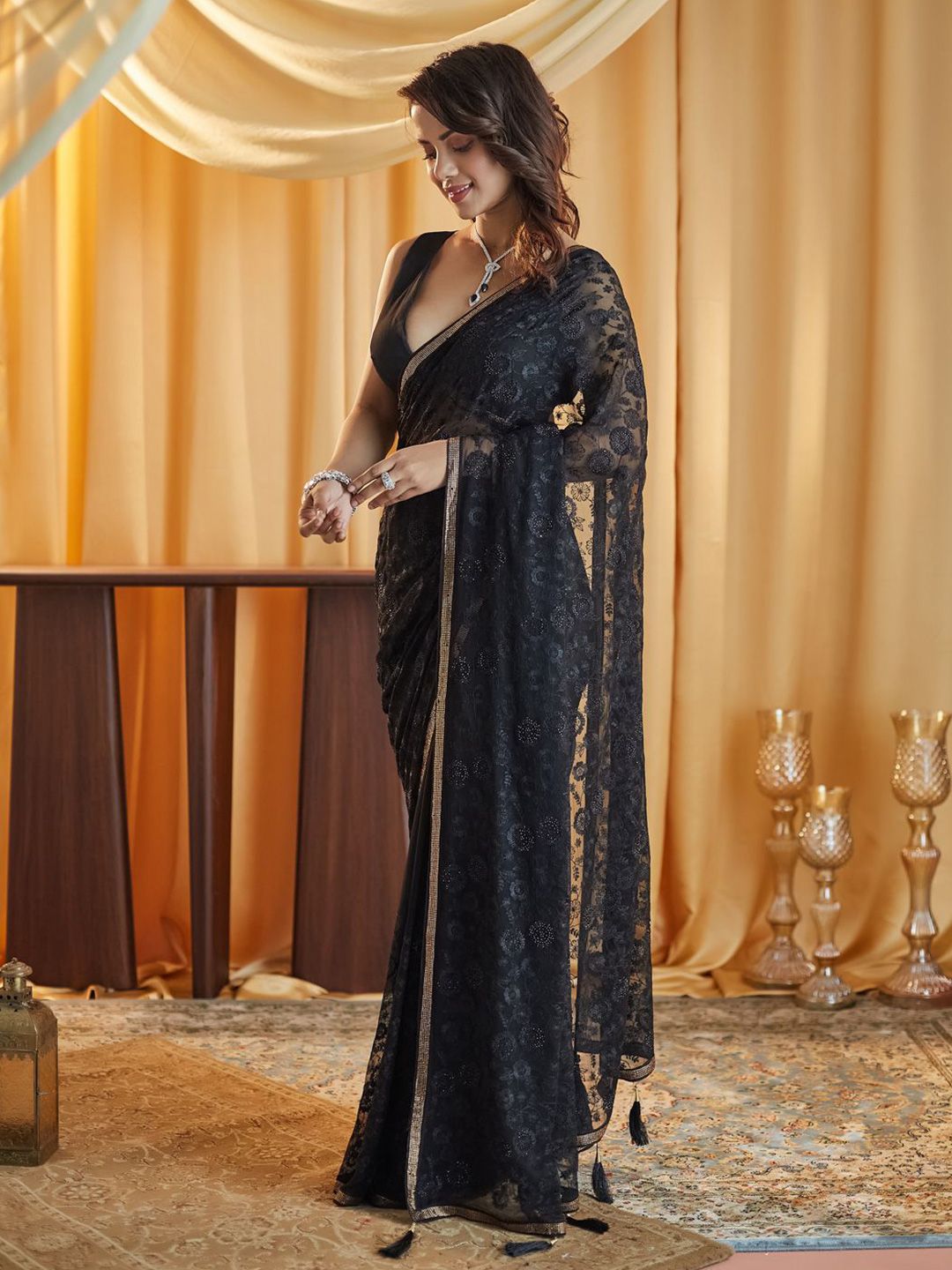 kasee Embellished Chikankari Pure Chiffon Saree