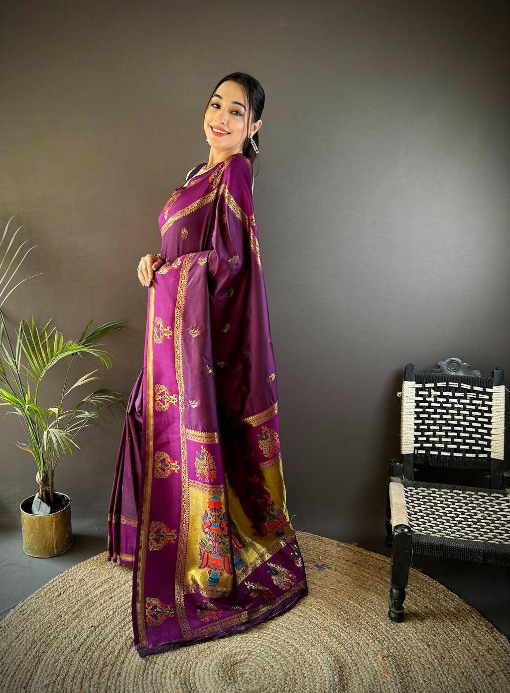 Joban Fashion Purple Meenakari Weaving Paithani Sarees