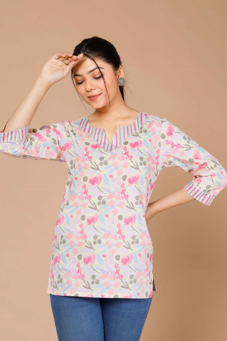 Miravan Women's Floral Printed Pure Cotton Pink Kurti